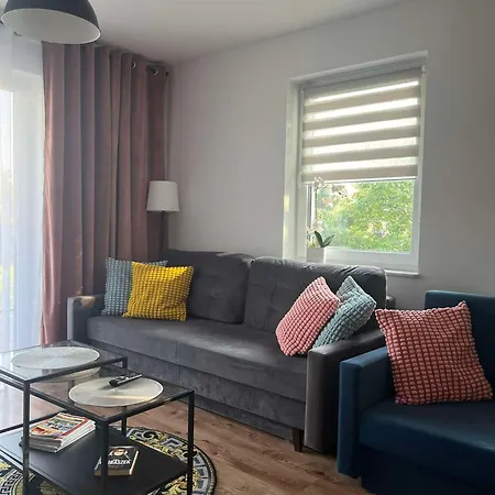 Andrea Z Balkonem 아파트